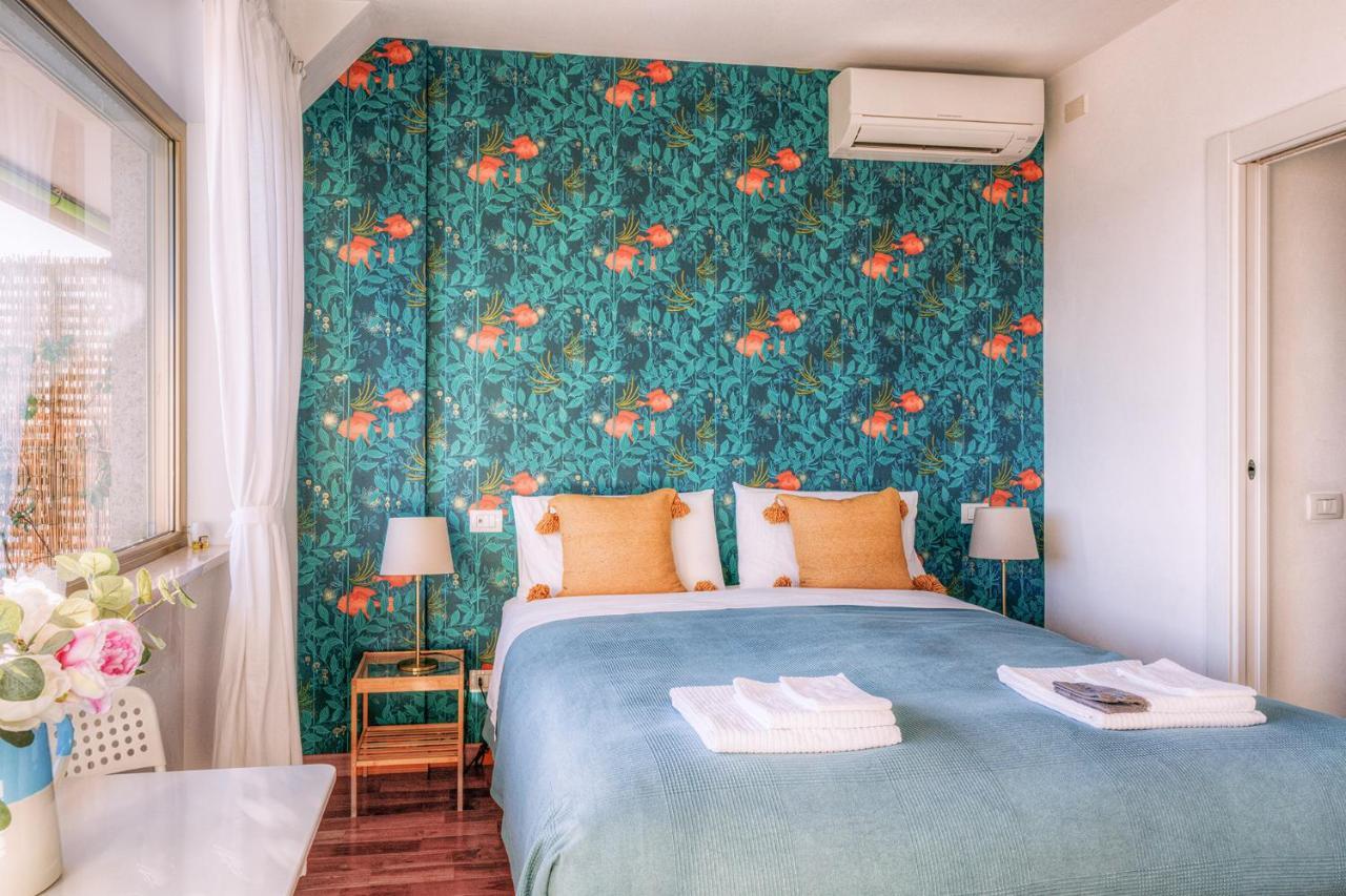 La Casa Sul Mare Bed and Breakfast Civitavecchia Exteriör bild