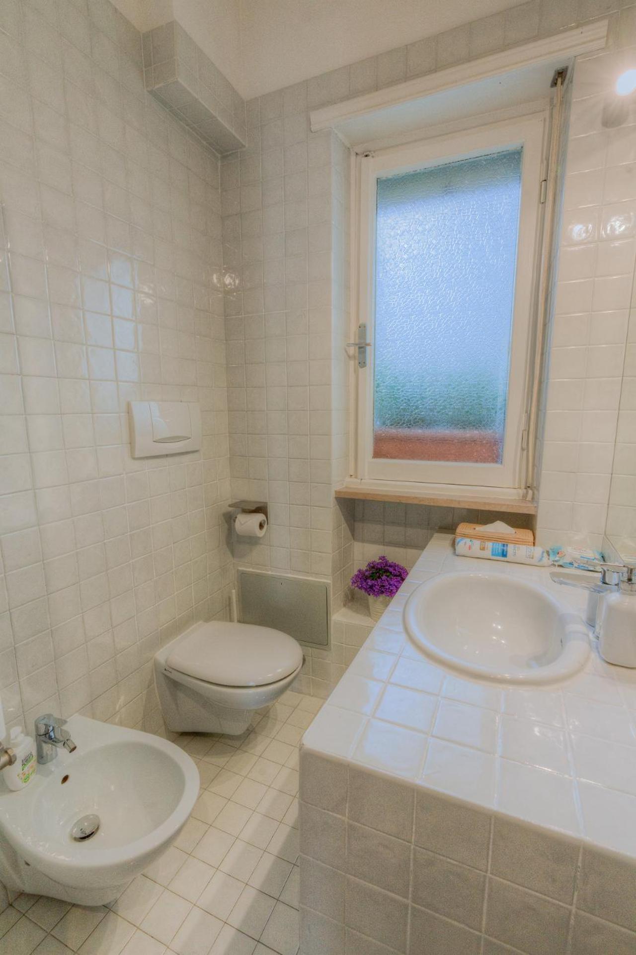 La Casa Sul Mare Bed and Breakfast Civitavecchia Rum bild